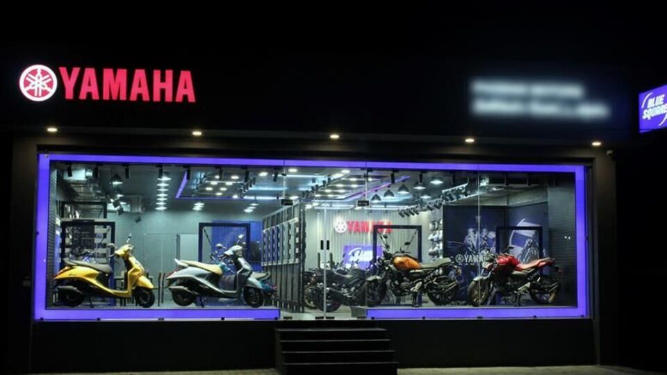 Yamaha Blue Square