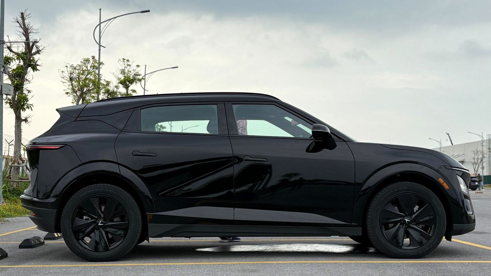 VinFast VF7 variants revealed ahead of launch in August. Check them out…