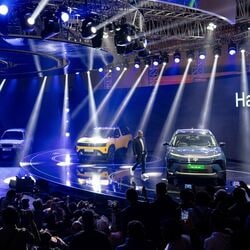 While Maruti Suzuki India (MSI) posted an increase in dispatches, its competitors like Tata Motors and Hyundai Motor India posted year-on-year declines. Meanwhile, Mahindra & Mahindra and Kia India posted wholesales growth, defying the overall trend.
(Photo is representational)
