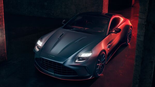 Aston Martin Vantage S