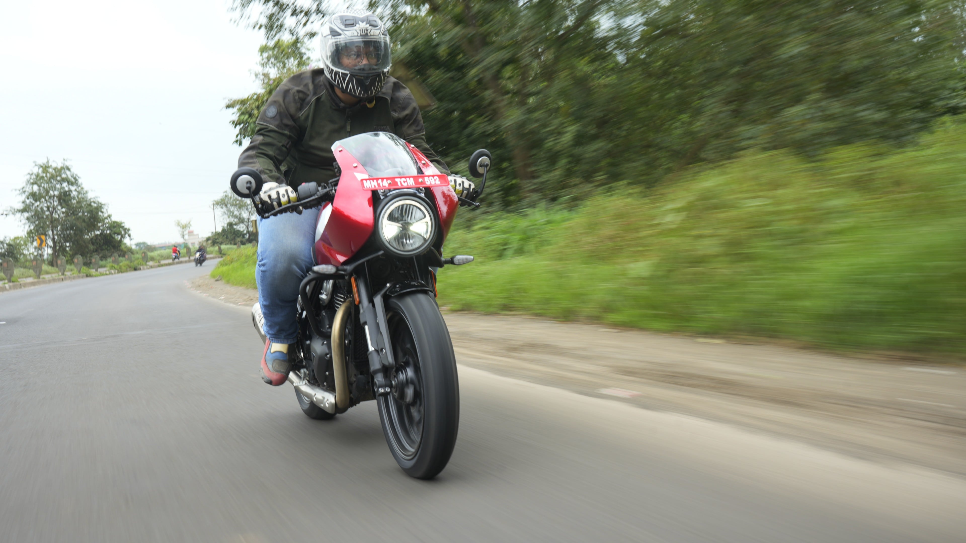 2025 Triumph Threxon 400 Review
