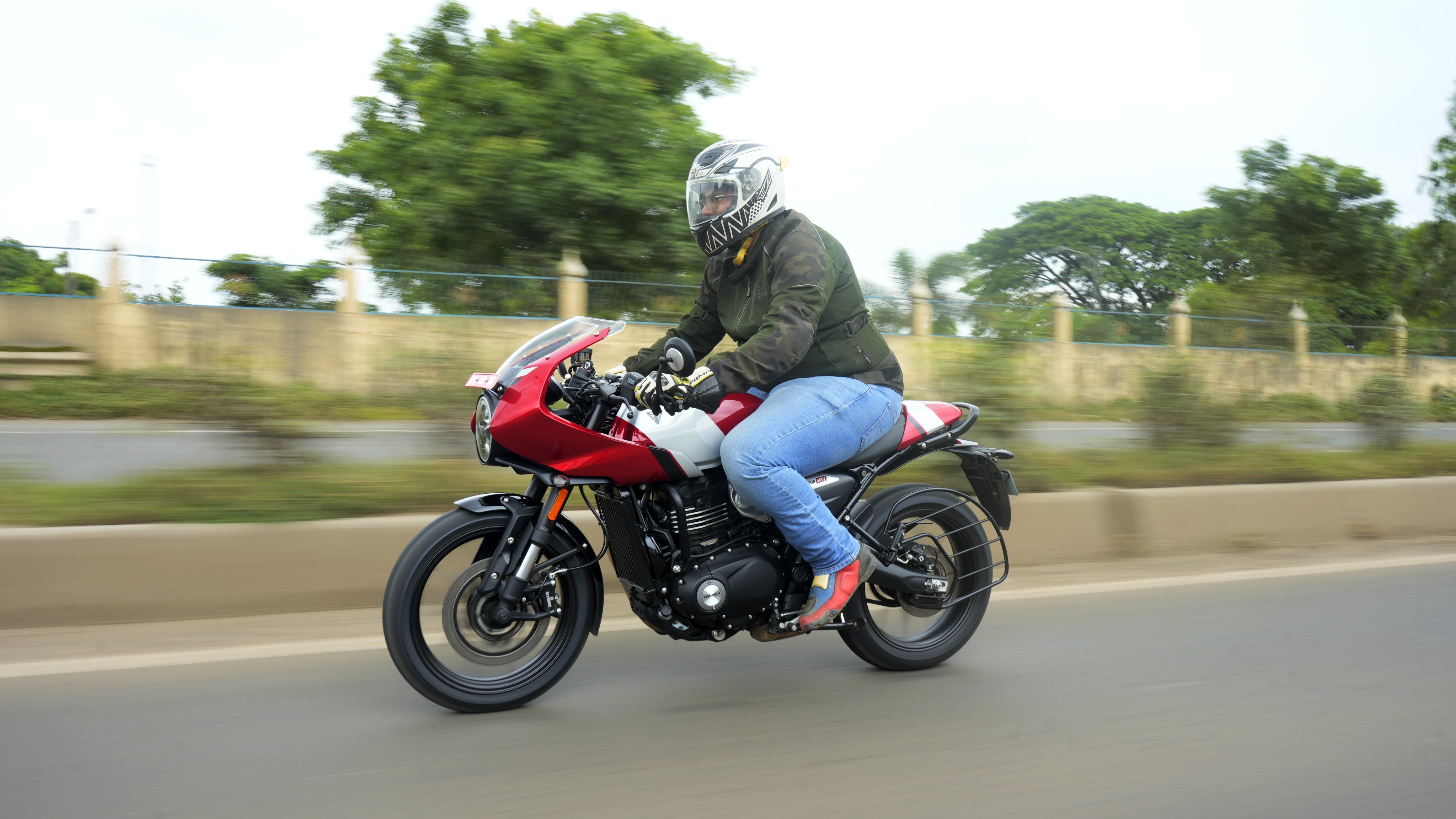 2025 Triumph Threxon 400 Review