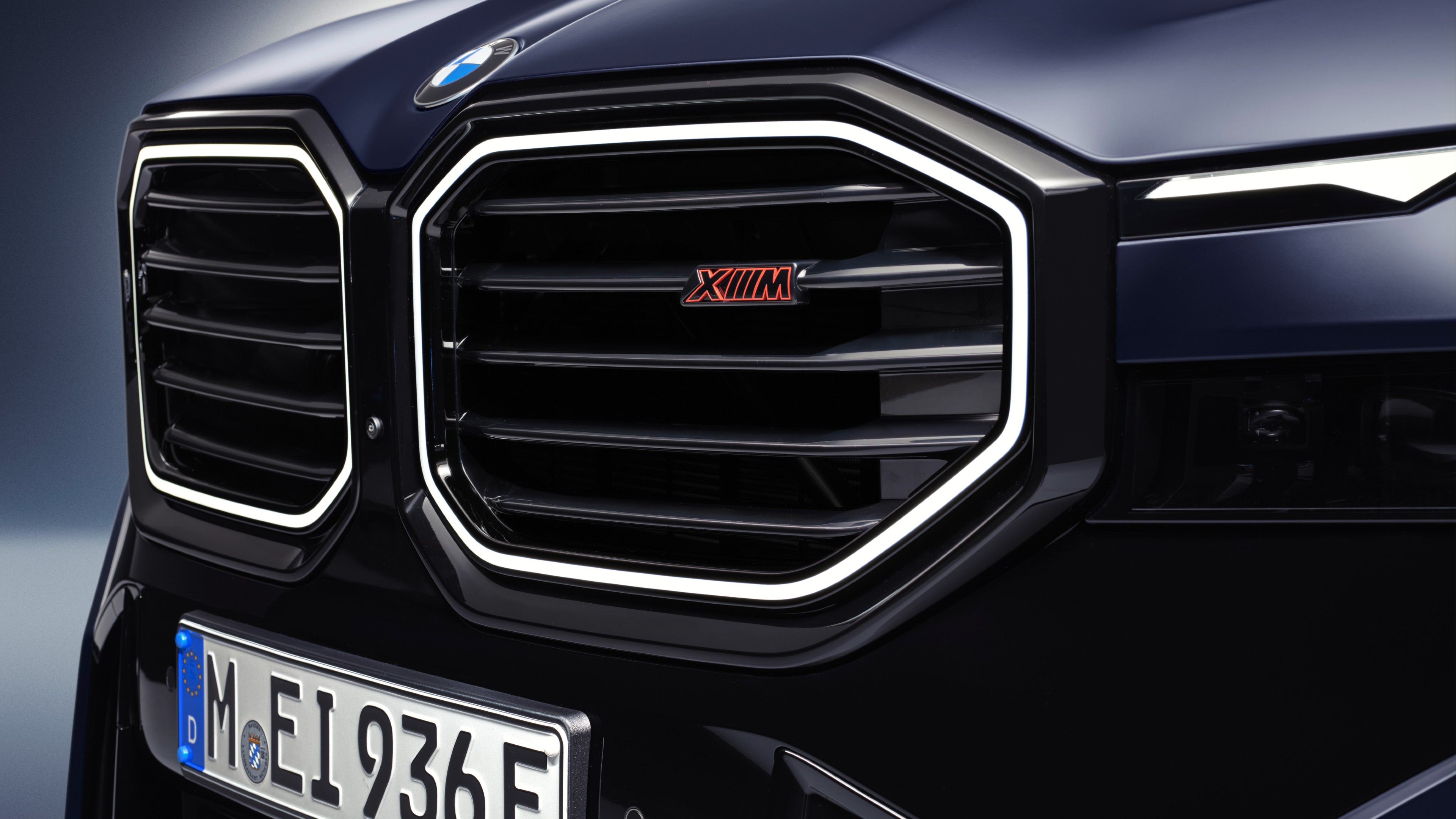 BMW XM