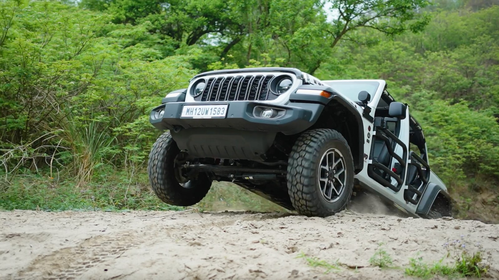 Jeep hits recall button for around 80,000 Wranglers, blames it on faulty tyre pressure monitoring systems