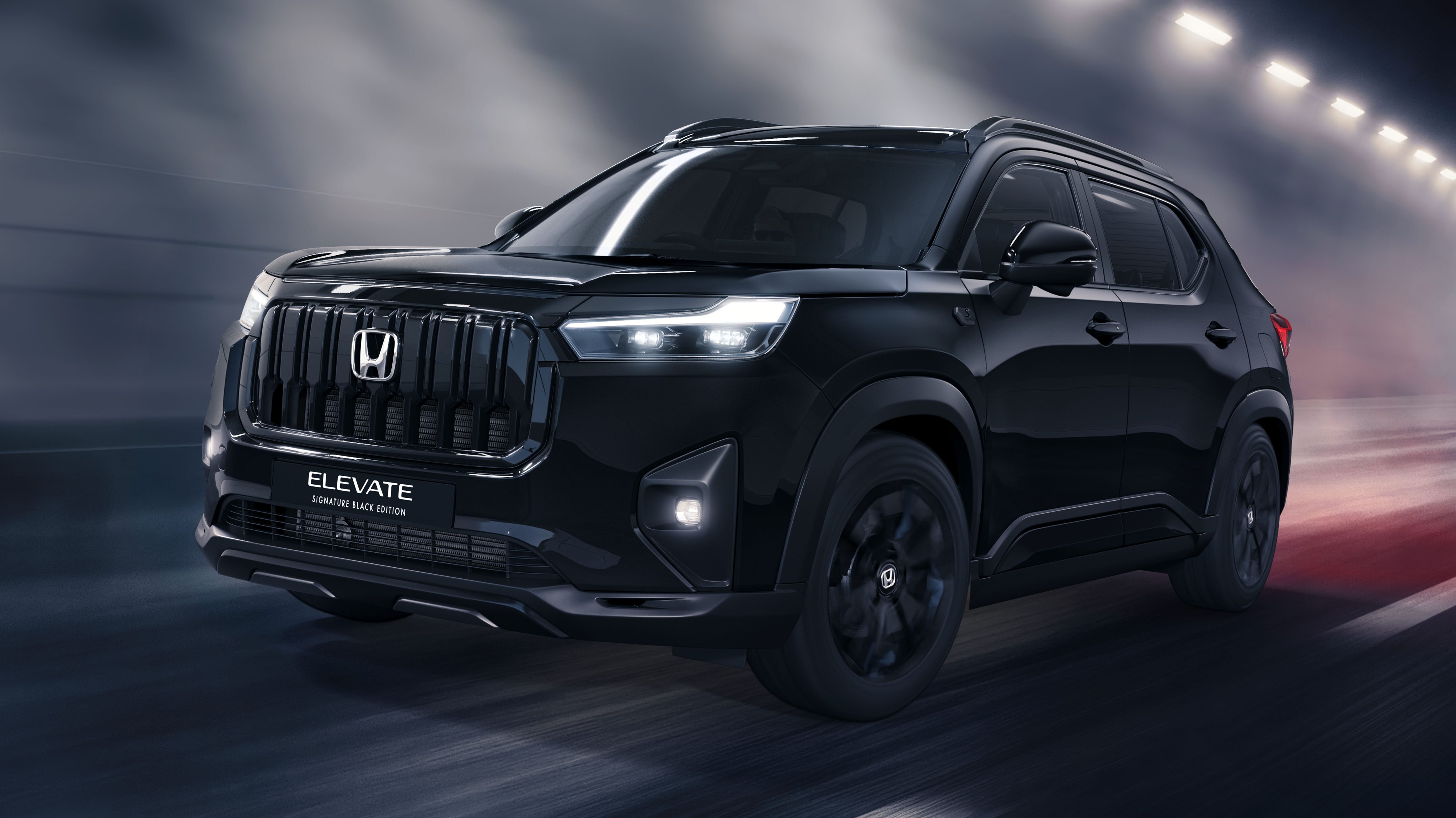 The Honda Elevate Signature Black Edition gets the new Alpha-Bold Plus Grille, while the cabin now gets the 7-colour ambient lighting feature Honda Elevate Signature Black Edition
