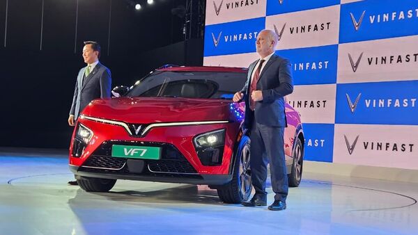VinFast VF7 