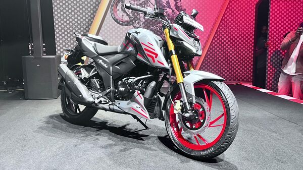 TVS Apache 160 4V