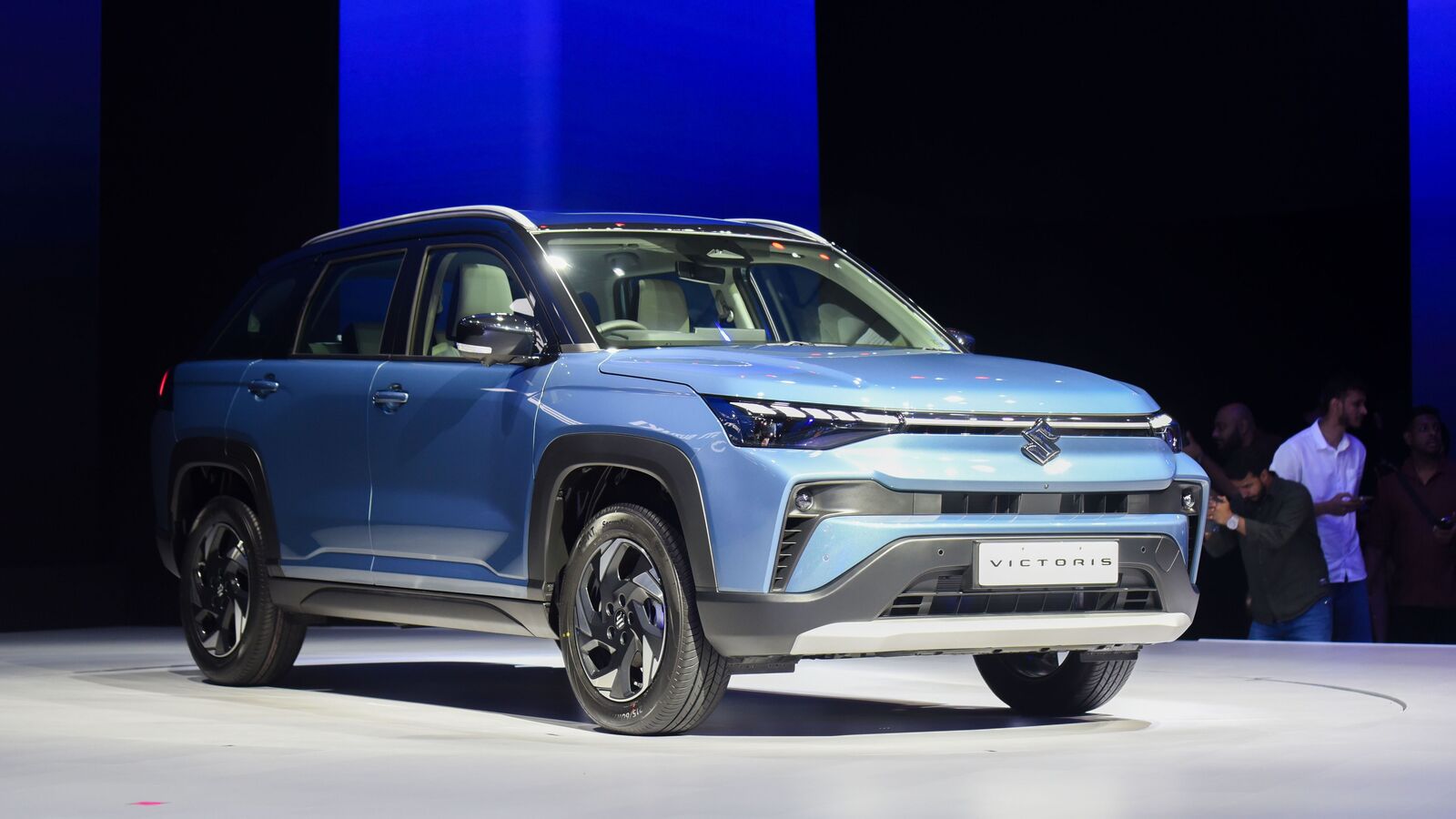 Maruti Victoris VXi: Features, design, safety and specs explained