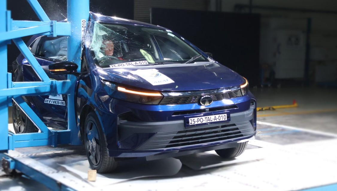 The 18-month-old dummy scored 7.90 out of 8 points in the frontal test in Child Occupant Protection, while the 3-year-old dummy scored a full 8 points Tata Altroz Bharat NCAP