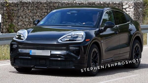 Porsche cayenne ev