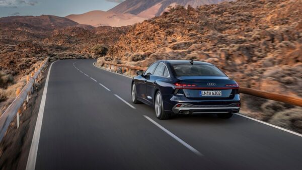 In its most powerful variant, the A6 send 362 bhp and 550 Nm to all four wheels with its Quattro system 2026 Audi A6