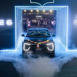 Mahindra kicks off deliveries for the BE 6 Batman Edition