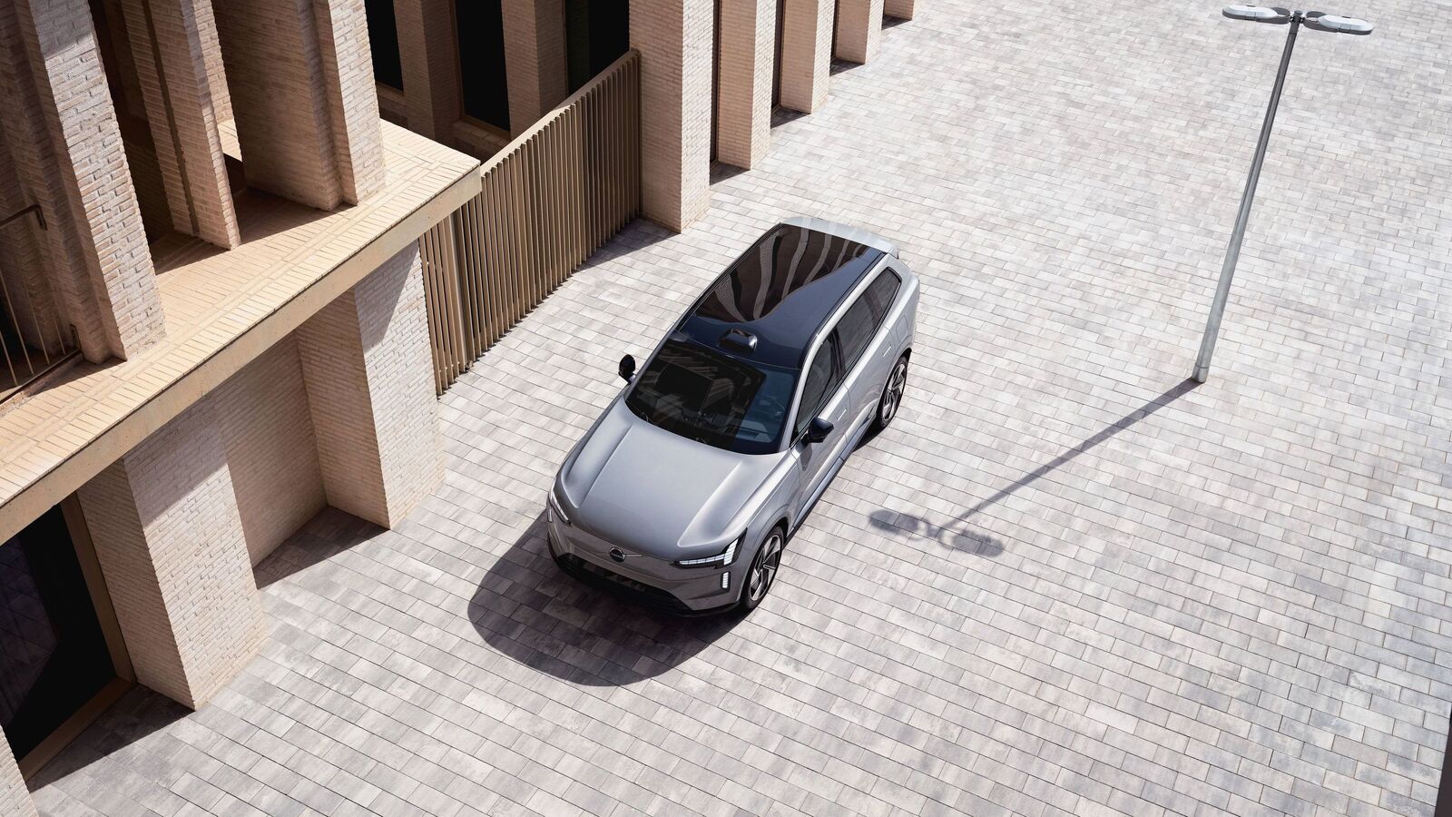 India-bound 2026 Volvo EX90 upgraded with more tech and safety features: Check details