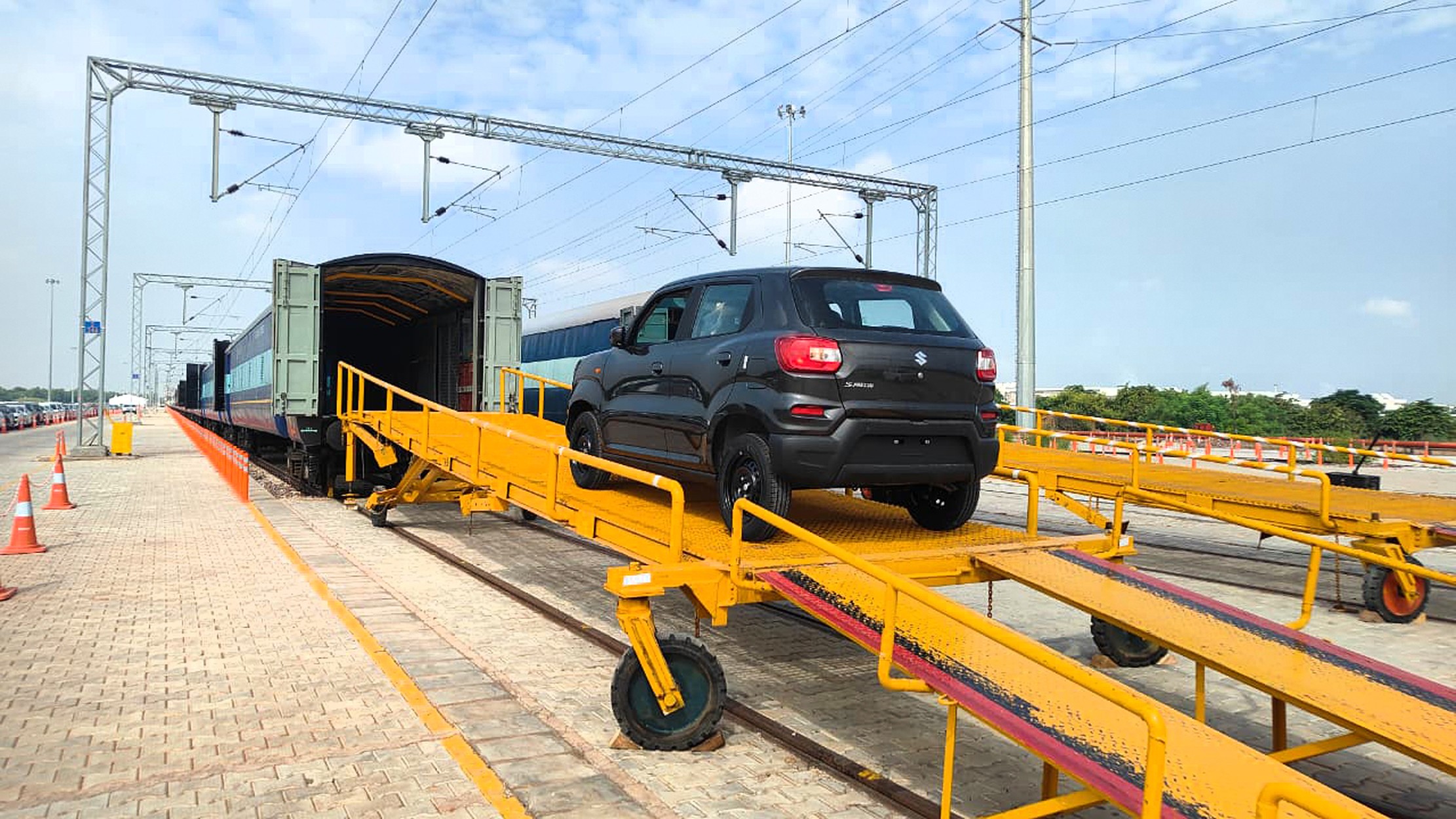 Maruti Cars Train Kashmir