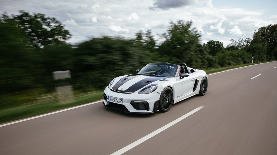 Porsche 718 Spyder RS