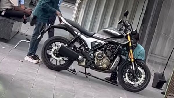 Hero Mavrick spy shot