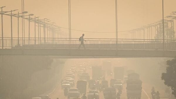 Delhi pollution 2025