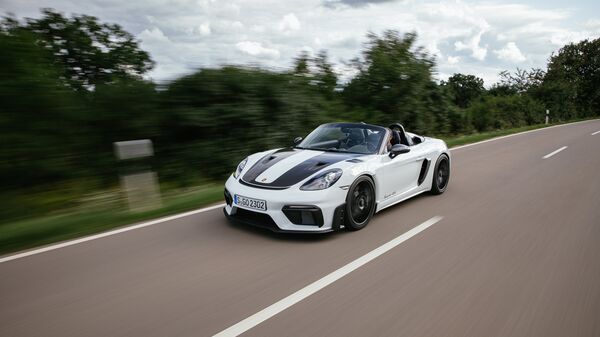 Porsche 718 Spyder RS