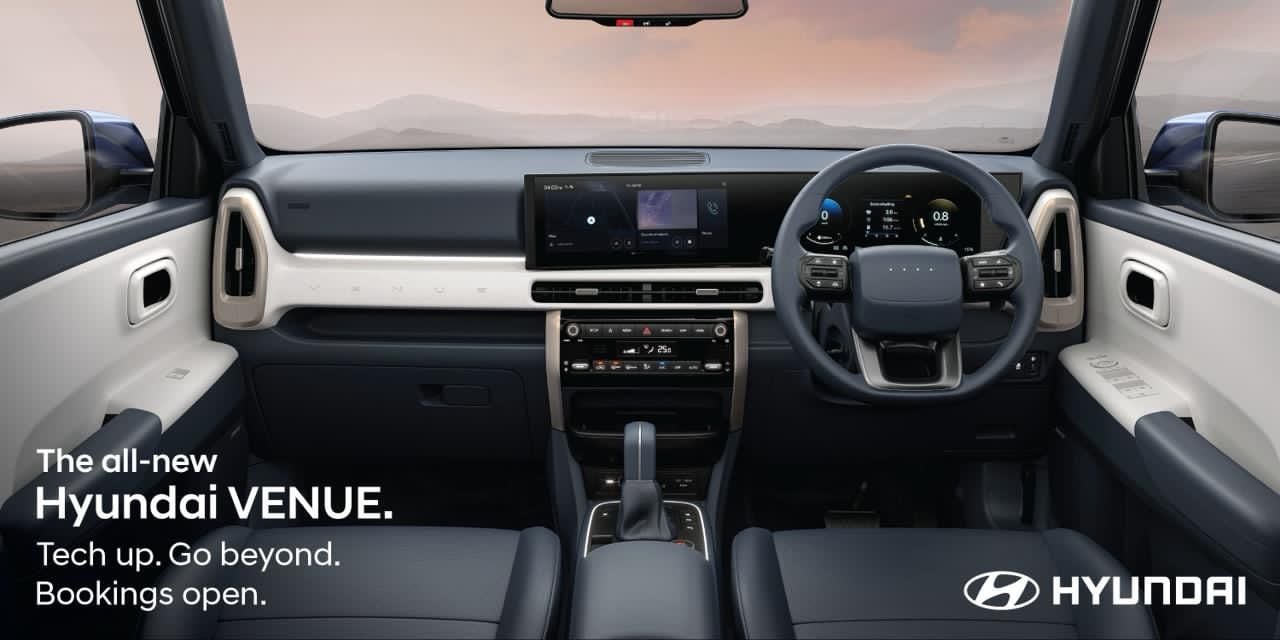 The interior of the second gen Hyundai Venue is complemented by a terrazzo-textured crash pad and a dual-tone theme in Dark Navy and Dove Grey. Hyundai Venue