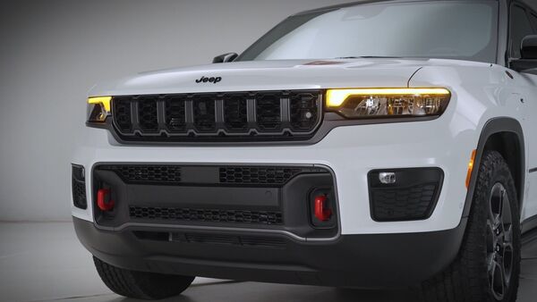 2026 Jeep Grand Cherokee Trailhawk 4xe