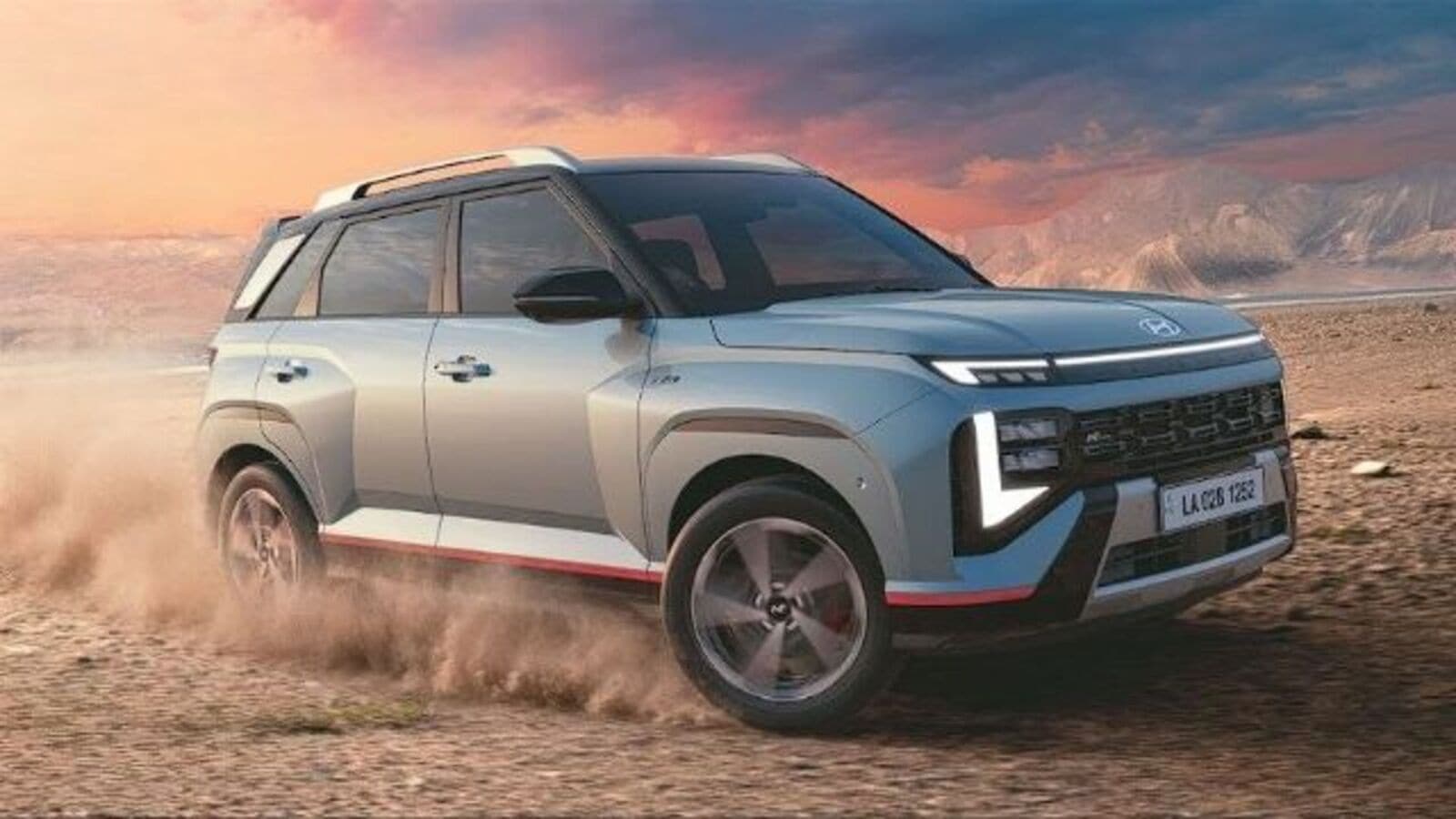 New Hyundai Venue N-Line revealed ahead of launch, bookings opened at  ₹25,000 New Hyundai Venue N-Line revealed ahead of launch, bookings opened at  ₹25,000