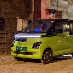 According to the latest data from the Federation of Automobile Dealers Associations (FADA), the EV ecosystem has started maturing, with the trend of adoption going beyond early adopters and fleet operators, while product depth has finally shown its weight.
(Photo is representational)