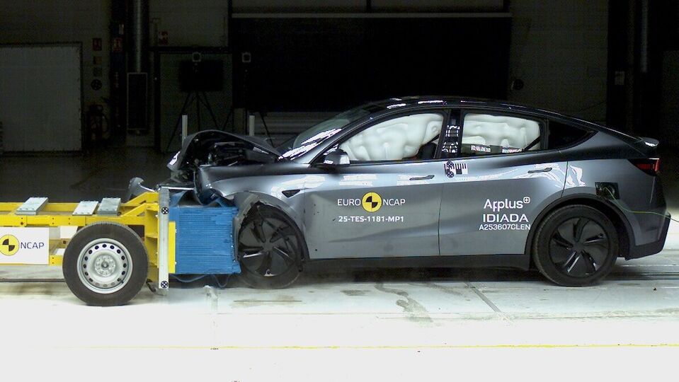 Tesla Model Y new crash