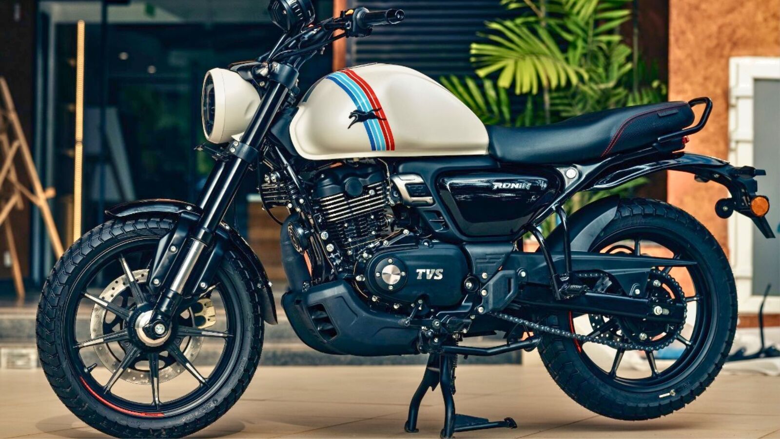TVS showcases a cafe racer Ronin and an all-out RR310 at Motosoul 2025