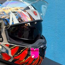 Steelbird's Ignyte IGN-7 helmet's key USP is the compliance with three global safety standards: DOT, ISI, and ECE. This global-level safety is offered at an affordable cost, which makes it appealing.