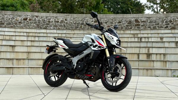 2025 Bajaj Pulsar NS400Z Review 