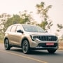 The 2026 Mahindra XUV 7XO is offered in six trims, multiple powertrain options and both six- and seven-seat layouts, with prices starting at  ₹13.66 lakh.