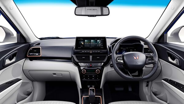 Mahindra XUV400 cabin