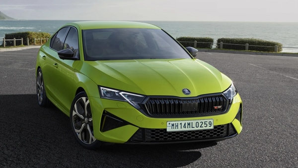 Skoda Octavia RS Front profile