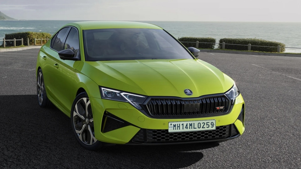 Skoda Octavia RS Front profile