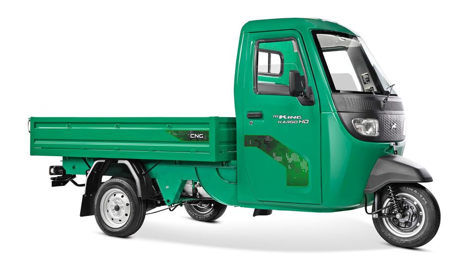 TVS King Kargo HD CNG