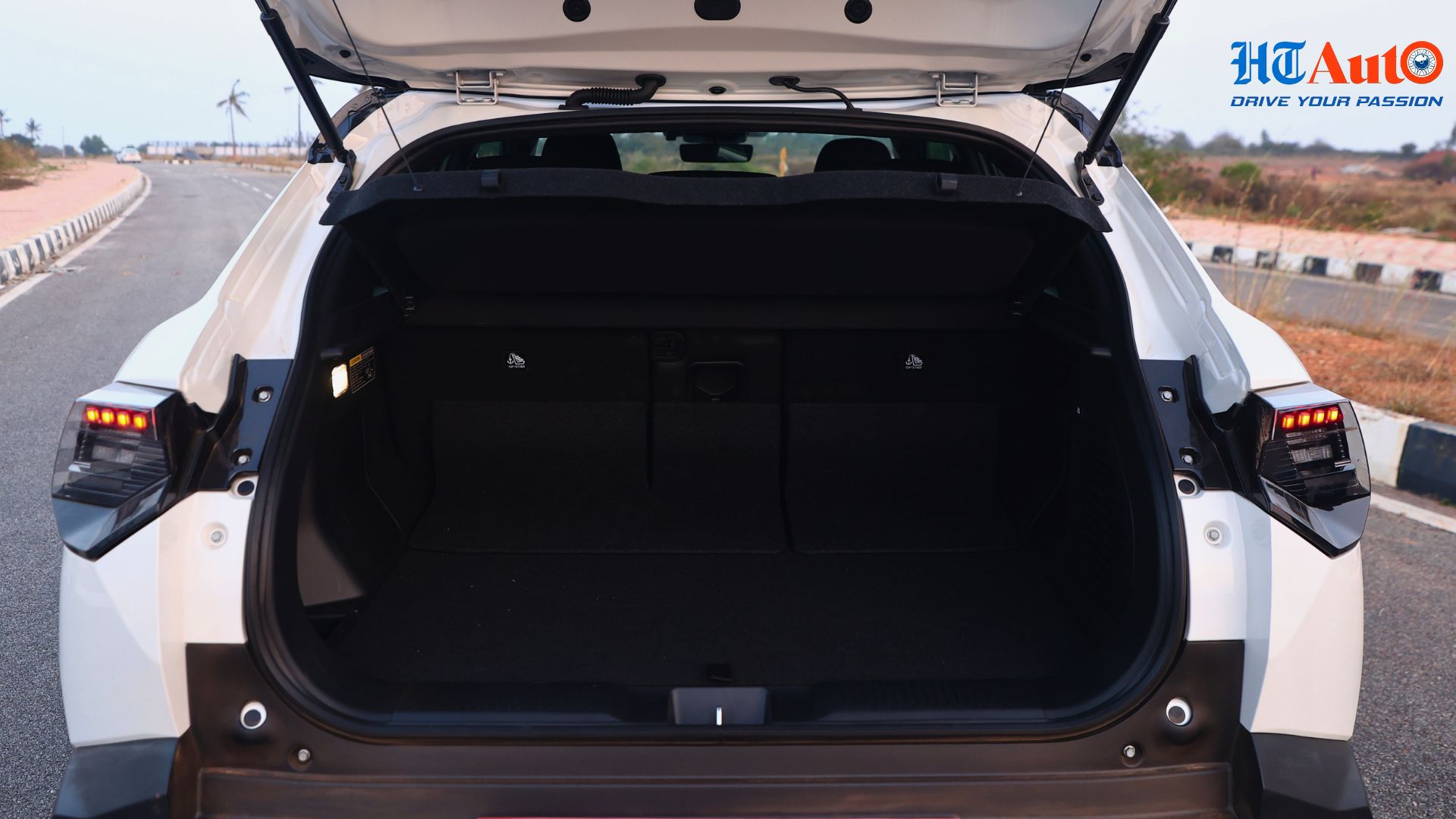 Toyota Urban Cruiser Ebella