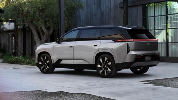 2027 Toyota Highlander EV
