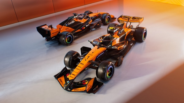McLaren MCL40 revealed with Papaya orange for the 2026 F1 season in Bahrain
