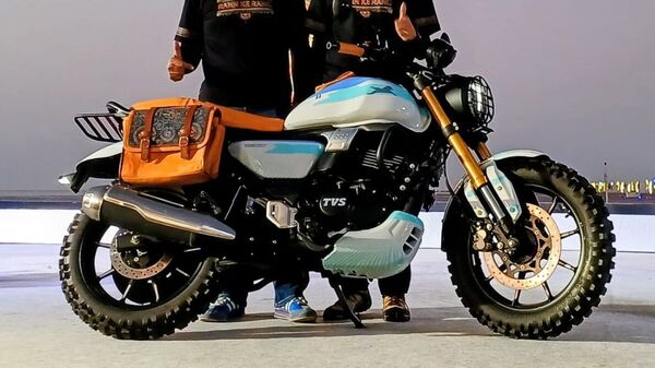 TVS Ronin custom