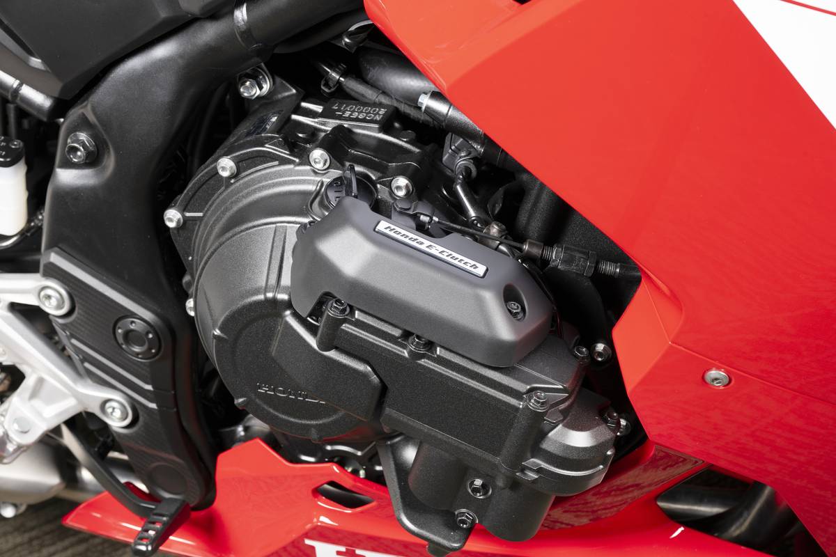 Honda CBR400R E-Clutch
