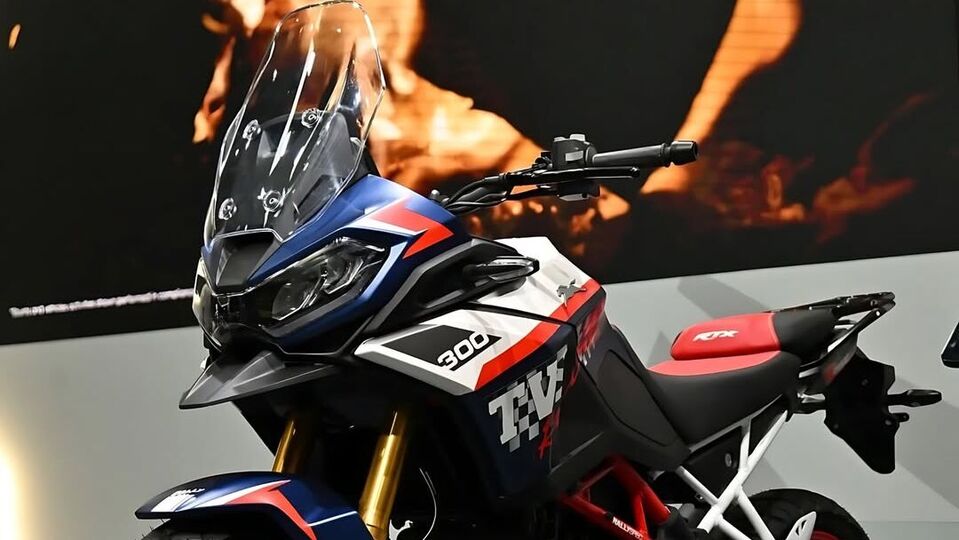 TVS Apache RTX