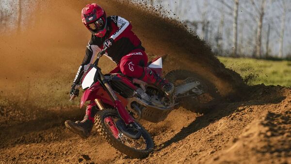 Ducati Desmo450 MX Factory