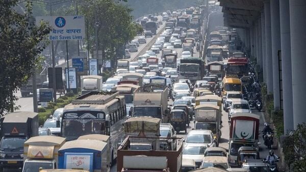 old vehicle tax maharashtra