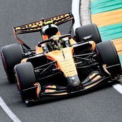 Lando Norris qualified sixth for the 2026 Australian Grand Prix after a difficult weekend.