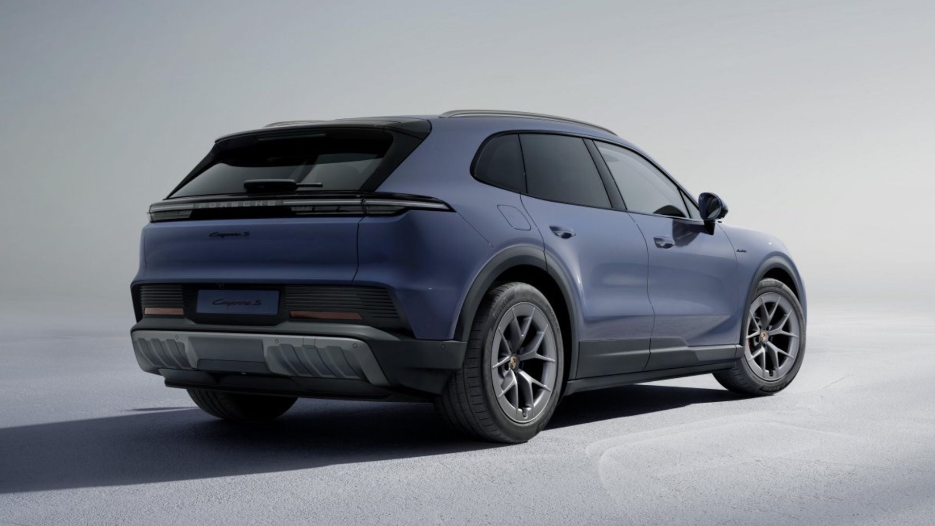 Porsche Cayenne S Electric