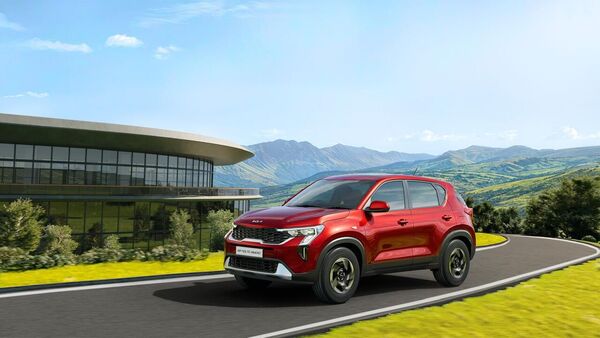 2026 Kia Sonet brings more automatic gearbox variants and new Magma Red colour