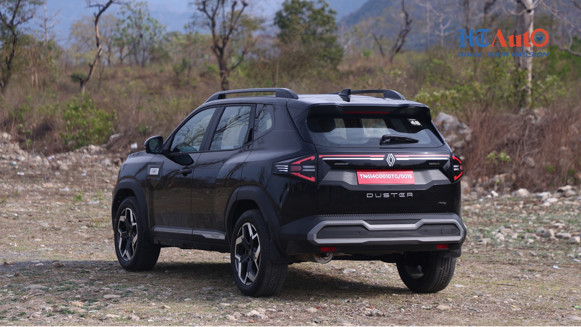 Renault Duster rear