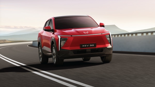 Mahindra XEV 9e, BE 6, XUV 400 get heavy discounts of up to <span class='webrupee'>₹</span>4 lakh