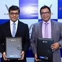 Mr. Tapan Ghosh (left), CEO of VinFast India, and Mr. Narendra Dixit, Head of Retail Banking at CSB Bank, at the signing ceremony