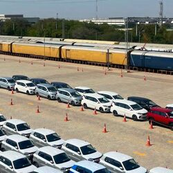 The Manesar siding is currently the largest in-plant railway facility for automobiles in India. 